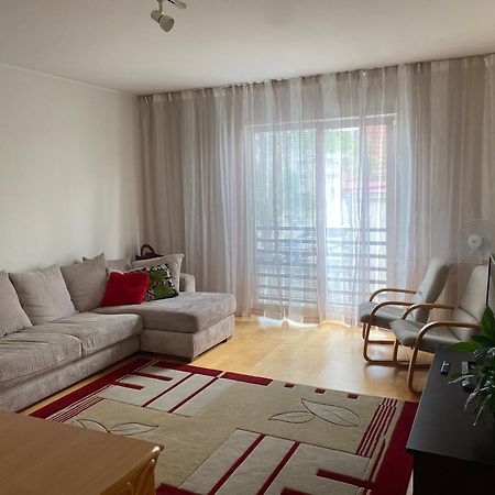 Kuressaare Tallinn Street Apartments Luaran gambar