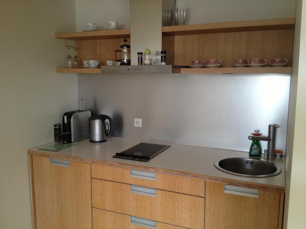 Kuressaare Tallinn Street Apartments Bilik gambar