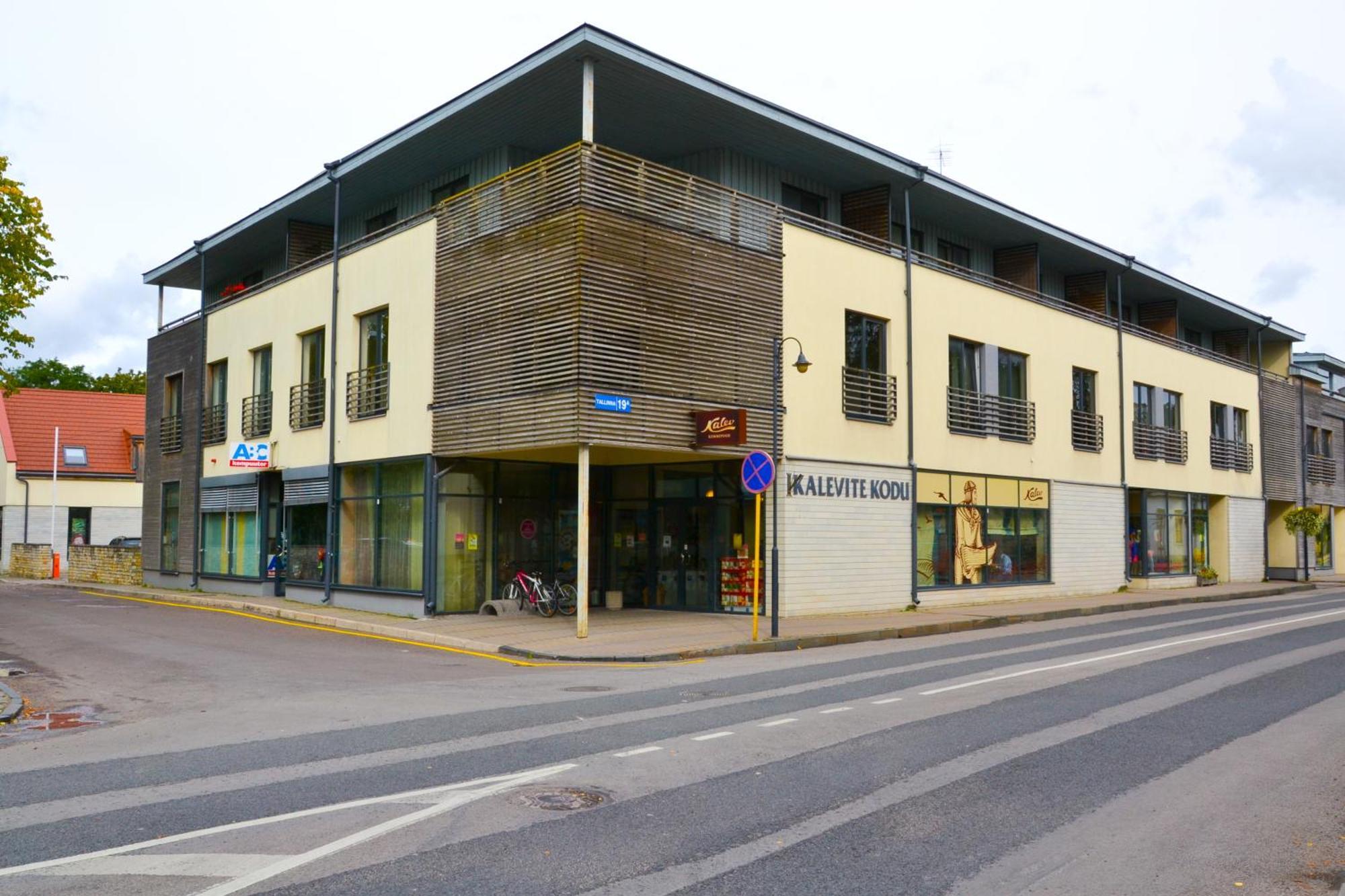 Kuressaare Tallinn Street Apartments Luaran gambar