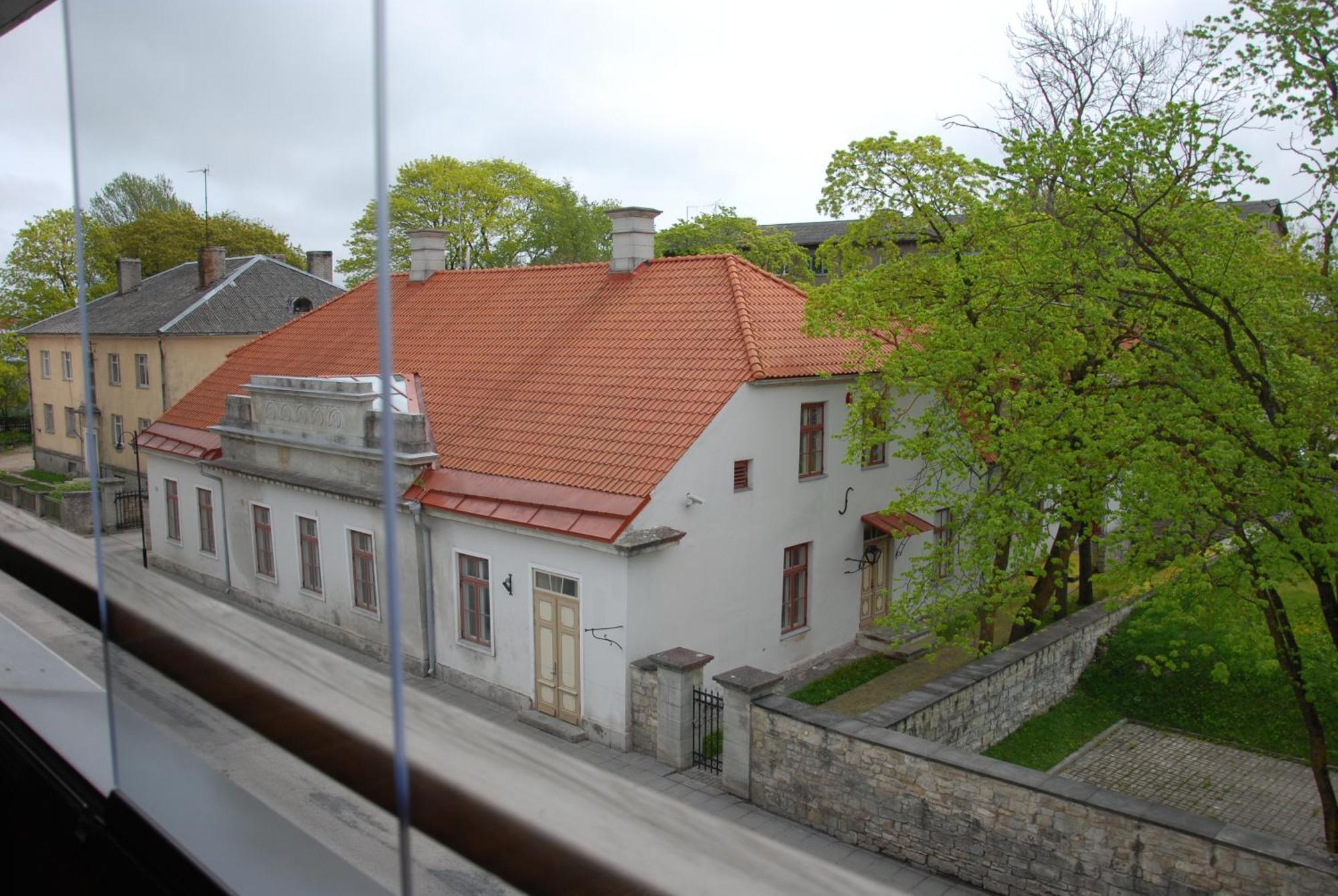Kuressaare Tallinn Street Apartments Luaran gambar