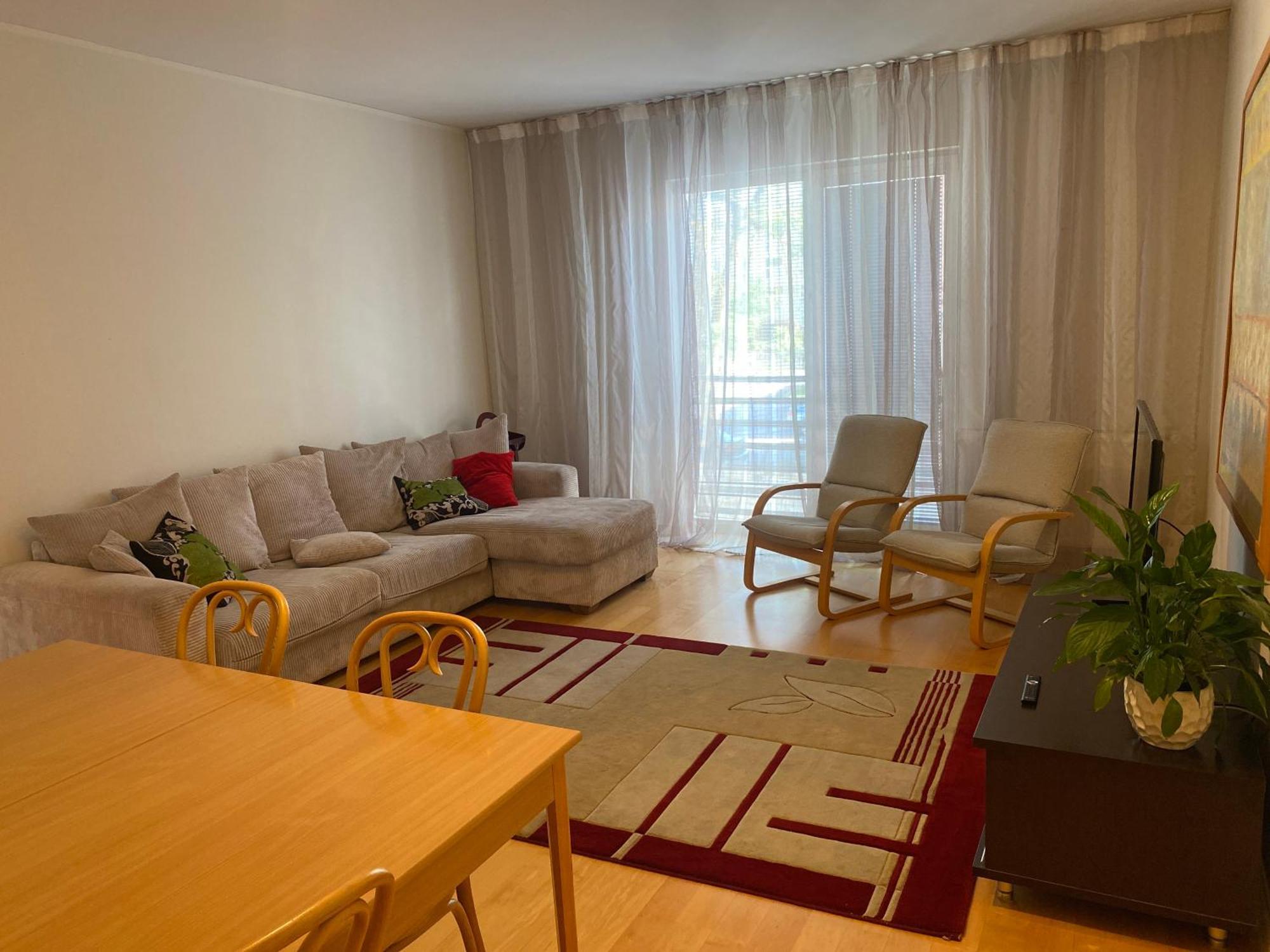 Kuressaare Tallinn Street Apartments Luaran gambar
